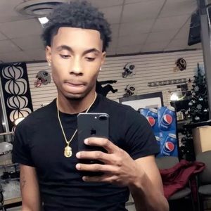 Meet your Posher, Antonio